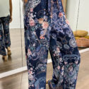 JasminePants-NavyFloral.Kym8_5