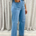 PetiteWhitleyJeans-LightDenim.Kym8_4